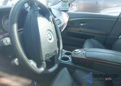 2003 BMW 745Li z USA, uszkodzony, nr VIN WBAGN63403DR09724